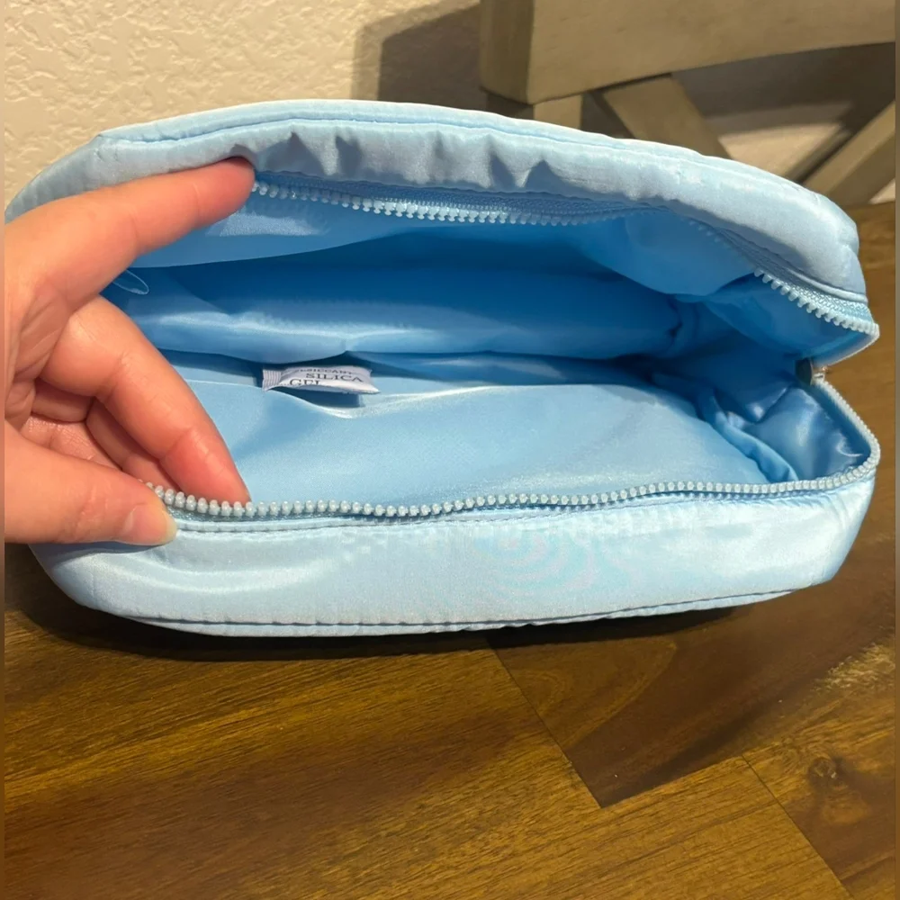 NEW! 5 SELF-CARE PIECE SET - Picture 14 of 17